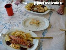 [P02] Peste spada si calamar umplut la Akrogialia.  » foto by macius
 - 
<span class="allrVoted glyphicon glyphicon-heart hidden" id="av429624"></span>
<a class="m-l-10 hidden" id="sv429624" onclick="voting_Foto_DelVot(,429624,22302)" role="button">șterge vot <span class="glyphicon glyphicon-remove"></span></a>
<a id="v9429624" class=" c-red"  onclick="voting_Foto_SetVot(429624)" role="button"><span class="glyphicon glyphicon-heart-empty"></span> <b>LIKE</b> = Votează poza</a> <img class="hidden"  id="f429624W9" src="/imagini/loader.gif" border="0" /><span class="AjErrMes hidden" id="e429624ErM"></span>