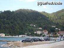 [P24] parcarea din fata tavernei Korali si in spate Skala Potamia partial. » foto by sandu.53
 - 
<span class="allrVoted glyphicon glyphicon-heart hidden" id="av210778"></span>
<a class="m-l-10 hidden" id="sv210778" onclick="voting_Foto_DelVot(,210778,22302)" role="button">șterge vot <span class="glyphicon glyphicon-remove"></span></a>
<a id="v9210778" class=" c-red"  onclick="voting_Foto_SetVot(210778)" role="button"><span class="glyphicon glyphicon-heart-empty"></span> <b>LIKE</b> = Votează poza</a> <img class="hidden"  id="f210778W9" src="/imagini/loader.gif" border="0" /><span class="AjErrMes hidden" id="e210778ErM"></span>