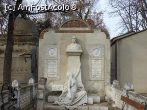 [P51] Panteonul României - Cimitirul Bellu. » foto by iulianic
 - 
<span class="allrVoted glyphicon glyphicon-heart hidden" id="av1218523"></span>
<a class="m-l-10 hidden" id="sv1218523" onclick="voting_Foto_DelVot(,1218523,22321)" role="button">șterge vot <span class="glyphicon glyphicon-remove"></span></a>
<a id="v91218523" class=" c-red"  onclick="voting_Foto_SetVot(1218523)" role="button"><span class="glyphicon glyphicon-heart-empty"></span> <b>LIKE</b> = Votează poza</a> <img class="hidden"  id="f1218523W9" src="/imagini/loader.gif" border="0" /><span class="AjErrMes hidden" id="e1218523ErM"></span>