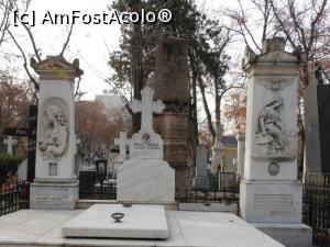 [P52] Panteonul României - Cimitirul Bellu. » foto by iulianic
 - 
<span class="allrVoted glyphicon glyphicon-heart hidden" id="av1218524"></span>
<a class="m-l-10 hidden" id="sv1218524" onclick="voting_Foto_DelVot(,1218524,22321)" role="button">șterge vot <span class="glyphicon glyphicon-remove"></span></a>
<a id="v91218524" class=" c-red"  onclick="voting_Foto_SetVot(1218524)" role="button"><span class="glyphicon glyphicon-heart-empty"></span> <b>LIKE</b> = Votează poza</a> <img class="hidden"  id="f1218524W9" src="/imagini/loader.gif" border="0" /><span class="AjErrMes hidden" id="e1218524ErM"></span>