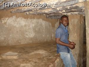 [P39] In aceasta incapere erau tinuti sclavii inainte de imbarcare » foto by nela b
 - 
<span class="allrVoted glyphicon glyphicon-heart hidden" id="av882682"></span>
<a class="m-l-10 hidden" id="sv882682" onclick="voting_Foto_DelVot(,882682,22360)" role="button">șterge vot <span class="glyphicon glyphicon-remove"></span></a>
<a id="v9882682" class=" c-red"  onclick="voting_Foto_SetVot(882682)" role="button"><span class="glyphicon glyphicon-heart-empty"></span> <b>LIKE</b> = Votează poza</a> <img class="hidden"  id="f882682W9" src="/imagini/loader.gif" border="0" /><span class="AjErrMes hidden" id="e882682ErM"></span>