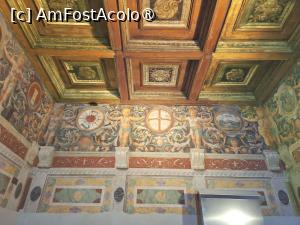 [P09] Sala emblemelor heraldice » foto by Carmen Ion
 - 
<span class="allrVoted glyphicon glyphicon-heart hidden" id="av1547092"></span>
<a class="m-l-10 hidden" id="sv1547092" onclick="voting_Foto_DelVot(,1547092,22402)" role="button">șterge vot <span class="glyphicon glyphicon-remove"></span></a>
<a id="v91547092" class=" c-red"  onclick="voting_Foto_SetVot(1547092)" role="button"><span class="glyphicon glyphicon-heart-empty"></span> <b>LIKE</b> = Votează poza</a> <img class="hidden"  id="f1547092W9" src="/imagini/loader.gif" border="0" /><span class="AjErrMes hidden" id="e1547092ErM"></span>