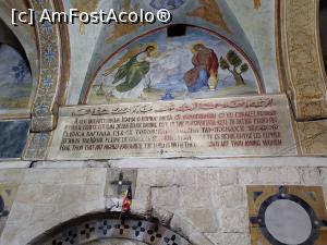 [P04] In grota de sub biserica inca mai curge izvorul, iar o pictura murala de deasupra ei infatiseaza vizita Arhanghelului. Inscripțiile de sub pictura, in 6 limbi, inclusiv romana, scriu: „Bucură-te, ceea ce esti plina de dar, Marie, Domnul este cu tine, binecuvantata esti tu intre femei”. Biserica Sfantul Gavriil este cel mai sacru loc din Nazaret pentru biserica greco-ortodoxa. » foto by geani anto
 - 
<span class="allrVoted glyphicon glyphicon-heart hidden" id="av1381195"></span>
<a class="m-l-10 hidden" id="sv1381195" onclick="voting_Foto_DelVot(,1381195,22420)" role="button">șterge vot <span class="glyphicon glyphicon-remove"></span></a>
<a id="v91381195" class=" c-red"  onclick="voting_Foto_SetVot(1381195)" role="button"><span class="glyphicon glyphicon-heart-empty"></span> <b>LIKE</b> = Votează poza</a> <img class="hidden"  id="f1381195W9" src="/imagini/loader.gif" border="0" /><span class="AjErrMes hidden" id="e1381195ErM"></span>
