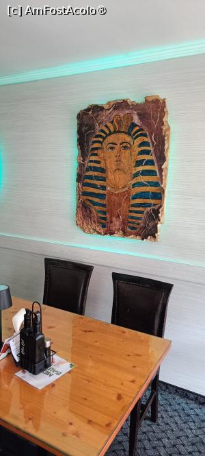 [P12] Decoruri care au legătură probabil cu numele localului. » foto by tata123 🔱
 - 
<span class="allrVoted glyphicon glyphicon-heart hidden" id="av1523227"></span>
<a class="m-l-10 hidden" id="sv1523227" onclick="voting_Foto_DelVot(,1523227,22427)" role="button">șterge vot <span class="glyphicon glyphicon-remove"></span></a>
<a id="v91523227" class=" c-red"  onclick="voting_Foto_SetVot(1523227)" role="button"><span class="glyphicon glyphicon-heart-empty"></span> <b>LIKE</b> = Votează poza</a> <img class="hidden"  id="f1523227W9" src="/imagini/loader.gif" border="0" /><span class="AjErrMes hidden" id="e1523227ErM"></span>