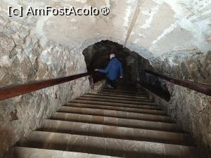[P29] Cetatea Hotin, Castelul, Cazarma, Scări de piatră pe care am coborât în Pivniță » foto by mprofeanu
 - 
<span class="allrVoted glyphicon glyphicon-heart hidden" id="av1498261"></span>
<a class="m-l-10 hidden" id="sv1498261" onclick="voting_Foto_DelVot(,1498261,22455)" role="button">șterge vot <span class="glyphicon glyphicon-remove"></span></a>
<a id="v91498261" class=" c-red"  onclick="voting_Foto_SetVot(1498261)" role="button"><span class="glyphicon glyphicon-heart-empty"></span> <b>LIKE</b> = Votează poza</a> <img class="hidden"  id="f1498261W9" src="/imagini/loader.gif" border="0" /><span class="AjErrMes hidden" id="e1498261ErM"></span>