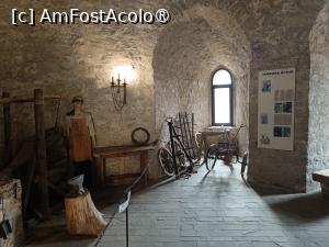 [P50] Cetatea Hotin, Castelul, Turnul de sud-vest, Expoziția „Forja Castelului”, Forja reconstruită cu toate cele de trebuință » foto by mprofeanu
 - 
<span class="allrVoted glyphicon glyphicon-heart hidden" id="av1498282"></span>
<a class="m-l-10 hidden" id="sv1498282" onclick="voting_Foto_DelVot(,1498282,22455)" role="button">șterge vot <span class="glyphicon glyphicon-remove"></span></a>
<a id="v91498282" class=" c-red"  onclick="voting_Foto_SetVot(1498282)" role="button"><span class="glyphicon glyphicon-heart-empty"></span> <b>LIKE</b> = Votează poza</a> <img class="hidden"  id="f1498282W9" src="/imagini/loader.gif" border="0" /><span class="AjErrMes hidden" id="e1498282ErM"></span>