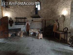 [P51] Cetatea Hotin, Castelul, Turnul de sud-vest, Expoziția „Forja Castelului”, Forja reconstruită cu obiecte lucrate acolo » foto by mprofeanu
 - 
<span class="allrVoted glyphicon glyphicon-heart hidden" id="av1498283"></span>
<a class="m-l-10 hidden" id="sv1498283" onclick="voting_Foto_DelVot(,1498283,22455)" role="button">șterge vot <span class="glyphicon glyphicon-remove"></span></a>
<a id="v91498283" class=" c-red"  onclick="voting_Foto_SetVot(1498283)" role="button"><span class="glyphicon glyphicon-heart-empty"></span> <b>LIKE</b> = Votează poza</a> <img class="hidden"  id="f1498283W9" src="/imagini/loader.gif" border="0" /><span class="AjErrMes hidden" id="e1498283ErM"></span>