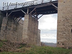 [P57] Cetatea Hotin, Podul ce leagă Castelul de Noua Fortăreață văzut de pe poteca de la baza lui » foto by mprofeanu
 - 
<span class="allrVoted glyphicon glyphicon-heart hidden" id="av1498289"></span>
<a class="m-l-10 hidden" id="sv1498289" onclick="voting_Foto_DelVot(,1498289,22455)" role="button">șterge vot <span class="glyphicon glyphicon-remove"></span></a>
<a id="v91498289" class=" c-red"  onclick="voting_Foto_SetVot(1498289)" role="button"><span class="glyphicon glyphicon-heart-empty"></span> <b>LIKE</b> = Votează poza</a> <img class="hidden"  id="f1498289W9" src="/imagini/loader.gif" border="0" /><span class="AjErrMes hidden" id="e1498289ErM"></span>
