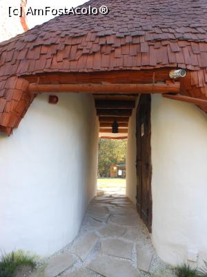 [P25] Porumbacu de Sus - Castelul de lut din Valea Z&acirc;nelor. » foto by iulianic
 - 
<span class="allrVoted glyphicon glyphicon-heart hidden" id="av1346161"></span>
<a class="m-l-10 hidden" id="sv1346161" onclick="voting_Foto_DelVot(,1346161,22464)" role="button">șterge vot <span class="glyphicon glyphicon-remove"></span></a>
<a id="v91346161" class=" c-red"  onclick="voting_Foto_SetVot(1346161)" role="button"><span class="glyphicon glyphicon-heart-empty"></span> <b>LIKE</b> = Votează poza</a> <img class="hidden"  id="f1346161W9" src="/imagini/loader.gif" border="0" /><span class="AjErrMes hidden" id="e1346161ErM"></span>