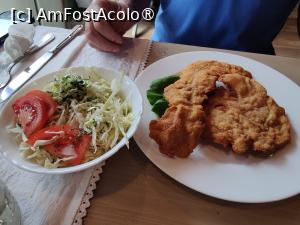 [P08] Restaurant Mama Leti » foto by crismis
 - 
<span class="allrVoted glyphicon glyphicon-heart hidden" id="av1502654"></span>
<a class="m-l-10 hidden" id="sv1502654" onclick="voting_Foto_DelVot(,1502654,22478)" role="button">șterge vot <span class="glyphicon glyphicon-remove"></span></a>
<a id="v91502654" class=" c-red"  onclick="voting_Foto_SetVot(1502654)" role="button"><span class="glyphicon glyphicon-heart-empty"></span> <b>LIKE</b> = Votează poza</a> <img class="hidden"  id="f1502654W9" src="/imagini/loader.gif" border="0" /><span class="AjErrMes hidden" id="e1502654ErM"></span>