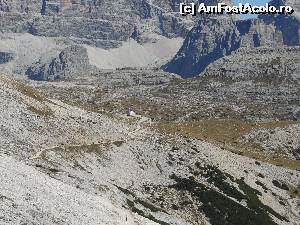 [P15] Drumul care inconjoara grupul celor Tre Cime, chiar si o mica capela in peisaj » foto by claudiu 71
 - 
<span class="allrVoted glyphicon glyphicon-heart hidden" id="av578665"></span>
<a class="m-l-10 hidden" id="sv578665" onclick="voting_Foto_DelVot(,578665,22492)" role="button">șterge vot <span class="glyphicon glyphicon-remove"></span></a>
<a id="v9578665" class=" c-red"  onclick="voting_Foto_SetVot(578665)" role="button"><span class="glyphicon glyphicon-heart-empty"></span> <b>LIKE</b> = Votează poza</a> <img class="hidden"  id="f578665W9" src="/imagini/loader.gif" border="0" /><span class="AjErrMes hidden" id="e578665ErM"></span>