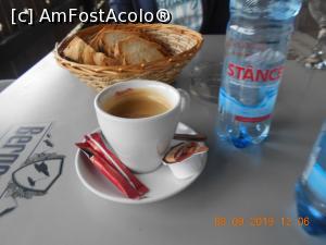 [P09] cafeaua a fost foarte buna » foto by zlatna
 - 
<span class="allrVoted glyphicon glyphicon-heart hidden" id="av1114870"></span>
<a class="m-l-10 hidden" id="sv1114870" onclick="voting_Foto_DelVot(,1114870,22499)" role="button">șterge vot <span class="glyphicon glyphicon-remove"></span></a>
<a id="v91114870" class=" c-red"  onclick="voting_Foto_SetVot(1114870)" role="button"><span class="glyphicon glyphicon-heart-empty"></span> <b>LIKE</b> = Votează poza</a> <img class="hidden"  id="f1114870W9" src="/imagini/loader.gif" border="0" /><span class="AjErrMes hidden" id="e1114870ErM"></span>