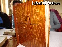 [P14] meniul ceaslov cu citate din Dracula in romana si engleza pe fiecare pagina » foto by Sanziana
 - 
<span class="allrVoted glyphicon glyphicon-heart hidden" id="av63906"></span>
<a class="m-l-10 hidden" id="sv63906" onclick="voting_Foto_DelVot(,63906,22499)" role="button">șterge vot <span class="glyphicon glyphicon-remove"></span></a>
<a id="v963906" class=" c-red"  onclick="voting_Foto_SetVot(63906)" role="button"><span class="glyphicon glyphicon-heart-empty"></span> <b>LIKE</b> = Votează poza</a> <img class="hidden"  id="f63906W9" src="/imagini/loader.gif" border="0" /><span class="AjErrMes hidden" id="e63906ErM"></span>