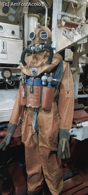 [P12] Costum de scafandru. » foto by tata123 🔱
 - 
<span class="allrVoted glyphicon glyphicon-heart hidden" id="av1495976"></span>
<a class="m-l-10 hidden" id="sv1495976" onclick="voting_Foto_DelVot(,1495976,22501)" role="button">șterge vot <span class="glyphicon glyphicon-remove"></span></a>
<a id="v91495976" class=" c-red"  onclick="voting_Foto_SetVot(1495976)" role="button"><span class="glyphicon glyphicon-heart-empty"></span> <b>LIKE</b> = Votează poza</a> <img class="hidden"  id="f1495976W9" src="/imagini/loader.gif" border="0" /><span class="AjErrMes hidden" id="e1495976ErM"></span>