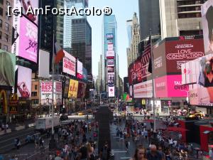 [P03] Times Square » foto by DanCld
 - 
<span class="allrVoted glyphicon glyphicon-heart hidden" id="av891802"></span>
<a class="m-l-10 hidden" id="sv891802" onclick="voting_Foto_DelVot(,891802,22539)" role="button">șterge vot <span class="glyphicon glyphicon-remove"></span></a>
<a id="v9891802" class=" c-red"  onclick="voting_Foto_SetVot(891802)" role="button"><span class="glyphicon glyphicon-heart-empty"></span> <b>LIKE</b> = Votează poza</a> <img class="hidden"  id="f891802W9" src="/imagini/loader.gif" border="0" /><span class="AjErrMes hidden" id="e891802ErM"></span>