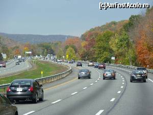 [P10] drumul catre Woodburry Outlet » foto by graclari
 - 
<span class="allrVoted glyphicon glyphicon-heart hidden" id="av615686"></span>
<a class="m-l-10 hidden" id="sv615686" onclick="voting_Foto_DelVot(,615686,22539)" role="button">șterge vot <span class="glyphicon glyphicon-remove"></span></a>
<a id="v9615686" class=" c-red"  onclick="voting_Foto_SetVot(615686)" role="button"><span class="glyphicon glyphicon-heart-empty"></span> <b>LIKE</b> = Votează poza</a> <img class="hidden"  id="f615686W9" src="/imagini/loader.gif" border="0" /><span class="AjErrMes hidden" id="e615686ErM"></span>