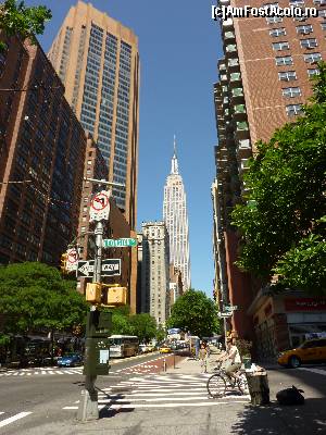 [P22] Empire State Building de la firul ierbii » foto by graclari
 - 
<span class="allrVoted glyphicon glyphicon-heart hidden" id="av615714"></span>
<a class="m-l-10 hidden" id="sv615714" onclick="voting_Foto_DelVot(,615714,22539)" role="button">șterge vot <span class="glyphicon glyphicon-remove"></span></a>
<a id="v9615714" class=" c-red"  onclick="voting_Foto_SetVot(615714)" role="button"><span class="glyphicon glyphicon-heart-empty"></span> <b>LIKE</b> = Votează poza</a> <img class="hidden"  id="f615714W9" src="/imagini/loader.gif" border="0" /><span class="AjErrMes hidden" id="e615714ErM"></span>