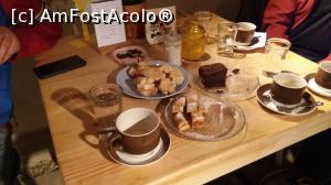 [P17] Cafenea Coloniale: consumaţia noastră la o altă vizită » foto by irinad
 - 
<span class="allrVoted glyphicon glyphicon-heart hidden" id="av1136612"></span>
<a class="m-l-10 hidden" id="sv1136612" onclick="voting_Foto_DelVot(,1136612,22572)" role="button">șterge vot <span class="glyphicon glyphicon-remove"></span></a>
<a id="v91136612" class=" c-red"  onclick="voting_Foto_SetVot(1136612)" role="button"><span class="glyphicon glyphicon-heart-empty"></span> <b>LIKE</b> = Votează poza</a> <img class="hidden"  id="f1136612W9" src="/imagini/loader.gif" border="0" /><span class="AjErrMes hidden" id="e1136612ErM"></span>
