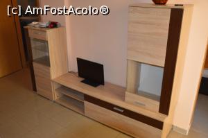 [P15] Imagine din livingul apartamentului de la Aquaria Aparthotel din Sunny Beach.  » foto by traian.leuca †
 - 
<span class="allrVoted glyphicon glyphicon-heart hidden" id="av893522"></span>
<a class="m-l-10 hidden" id="sv893522" onclick="voting_Foto_DelVot(,893522,22573)" role="button">șterge vot <span class="glyphicon glyphicon-remove"></span></a>
<a id="v9893522" class=" c-red"  onclick="voting_Foto_SetVot(893522)" role="button"><span class="glyphicon glyphicon-heart-empty"></span> <b>LIKE</b> = Votează poza</a> <img class="hidden"  id="f893522W9" src="/imagini/loader.gif" border="0" /><span class="AjErrMes hidden" id="e893522ErM"></span>