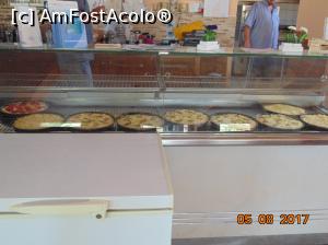 [P03] Pizza in stand-by » foto by Denisa13
 - 
<span class="allrVoted glyphicon glyphicon-heart hidden" id="av894496"></span>
<a class="m-l-10 hidden" id="sv894496" onclick="voting_Foto_DelVot(,894496,22596)" role="button">șterge vot <span class="glyphicon glyphicon-remove"></span></a>
<a id="v9894496" class=" c-red"  onclick="voting_Foto_SetVot(894496)" role="button"><span class="glyphicon glyphicon-heart-empty"></span> <b>LIKE</b> = Votează poza</a> <img class="hidden"  id="f894496W9" src="/imagini/loader.gif" border="0" /><span class="AjErrMes hidden" id="e894496ErM"></span>