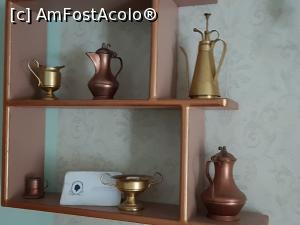 [P16] Un alt detaliu din odaia de arama » foto by DOINITA
 - 
<span class="allrVoted glyphicon glyphicon-heart hidden" id="av934599"></span>
<a class="m-l-10 hidden" id="sv934599" onclick="voting_Foto_DelVot(,934599,22634)" role="button">șterge vot <span class="glyphicon glyphicon-remove"></span></a>
<a id="v9934599" class=" c-red"  onclick="voting_Foto_SetVot(934599)" role="button"><span class="glyphicon glyphicon-heart-empty"></span> <b>LIKE</b> = Votează poza</a> <img class="hidden"  id="f934599W9" src="/imagini/loader.gif" border="0" /><span class="AjErrMes hidden" id="e934599ErM"></span>