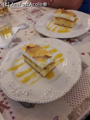 [P27] Prăjitură cu fructe și bezea. » foto by billi68
 - 
<span class="allrVoted glyphicon glyphicon-heart hidden" id="av1174724"></span>
<a class="m-l-10 hidden" id="sv1174724" onclick="voting_Foto_DelVot(,1174724,22634)" role="button">șterge vot <span class="glyphicon glyphicon-remove"></span></a>
<a id="v91174724" class=" c-red"  onclick="voting_Foto_SetVot(1174724)" role="button"><span class="glyphicon glyphicon-heart-empty"></span> <b>LIKE</b> = Votează poza</a> <img class="hidden"  id="f1174724W9" src="/imagini/loader.gif" border="0" /><span class="AjErrMes hidden" id="e1174724ErM"></span>