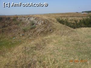 [P24] Zimnicea - În 'Dealul Cetății', valuri de pământ care ascund povești istorice.  » foto by iulianic
 - 
<span class="allrVoted glyphicon glyphicon-heart hidden" id="av895612"></span>
<a class="m-l-10 hidden" id="sv895612" onclick="voting_Foto_DelVot(,895612,22671)" role="button">șterge vot <span class="glyphicon glyphicon-remove"></span></a>
<a id="v9895612" class=" c-red"  onclick="voting_Foto_SetVot(895612)" role="button"><span class="glyphicon glyphicon-heart-empty"></span> <b>LIKE</b> = Votează poza</a> <img class="hidden"  id="f895612W9" src="/imagini/loader.gif" border="0" /><span class="AjErrMes hidden" id="e895612ErM"></span>
