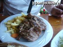 [P11] Restaurant-hotel Rin, Miercurea Sibiului, friptura cu gust acrisor si cu cartofi prajiti rancezi » foto by magdalena
 - 
<span class="allrVoted glyphicon glyphicon-heart hidden" id="av115376"></span>
<a class="m-l-10 hidden" id="sv115376" onclick="voting_Foto_DelVot(,115376,22685)" role="button">șterge vot <span class="glyphicon glyphicon-remove"></span></a>
<a id="v9115376" class=" c-red"  onclick="voting_Foto_SetVot(115376)" role="button"><span class="glyphicon glyphicon-heart-empty"></span> <b>LIKE</b> = Votează poza</a> <img class="hidden"  id="f115376W9" src="/imagini/loader.gif" border="0" /><span class="AjErrMes hidden" id="e115376ErM"></span>
