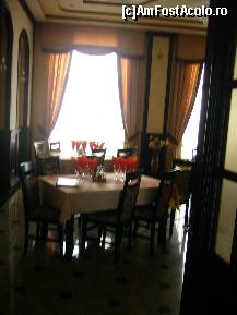[P04] Restaurant-hotel Rin, Miercurea Sibiului, in interior » foto by magdalena
 - 
<span class="allrVoted glyphicon glyphicon-heart hidden" id="av115366"></span>
<a class="m-l-10 hidden" id="sv115366" onclick="voting_Foto_DelVot(,115366,22685)" role="button">șterge vot <span class="glyphicon glyphicon-remove"></span></a>
<a id="v9115366" class=" c-red"  onclick="voting_Foto_SetVot(115366)" role="button"><span class="glyphicon glyphicon-heart-empty"></span> <b>LIKE</b> = Votează poza</a> <img class="hidden"  id="f115366W9" src="/imagini/loader.gif" border="0" /><span class="AjErrMes hidden" id="e115366ErM"></span>