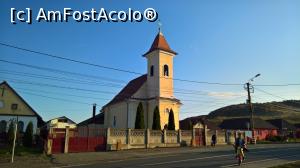 [P19] Biserica romano-catolică Copșa Mică » foto by AZE
 - 
<span class="allrVoted glyphicon glyphicon-heart hidden" id="av916268"></span>
<a class="m-l-10 hidden" id="sv916268" onclick="voting_Foto_DelVot(,916268,22908)" role="button">șterge vot <span class="glyphicon glyphicon-remove"></span></a>
<a id="v9916268" class=" c-red"  onclick="voting_Foto_SetVot(916268)" role="button"><span class="glyphicon glyphicon-heart-empty"></span> <b>LIKE</b> = Votează poza</a> <img class="hidden"  id="f916268W9" src="/imagini/loader.gif" border="0" /><span class="AjErrMes hidden" id="e916268ErM"></span>