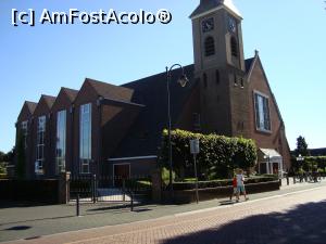 [P17] Biserica din Staphorst unde satenii vin duminica...  » foto by mireille
 - 
<span class="allrVoted glyphicon glyphicon-heart hidden" id="av947881"></span>
<a class="m-l-10 hidden" id="sv947881" onclick="voting_Foto_DelVot(,947881,22918)" role="button">șterge vot <span class="glyphicon glyphicon-remove"></span></a>
<a id="v9947881" class=" c-red"  onclick="voting_Foto_SetVot(947881)" role="button"><span class="glyphicon glyphicon-heart-empty"></span> <b>LIKE</b> = Votează poza</a> <img class="hidden"  id="f947881W9" src="/imagini/loader.gif" border="0" /><span class="AjErrMes hidden" id="e947881ErM"></span>