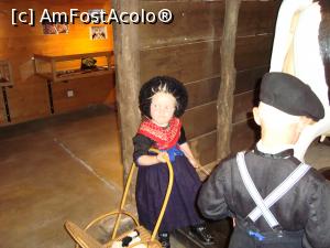 [P31] Copiii mei cercetează coada vacii și băleguța.  » foto by mireille
 - 
<span class="allrVoted glyphicon glyphicon-heart hidden" id="av947895"></span>
<a class="m-l-10 hidden" id="sv947895" onclick="voting_Foto_DelVot(,947895,22918)" role="button">șterge vot <span class="glyphicon glyphicon-remove"></span></a>
<a id="v9947895" class=" c-red"  onclick="voting_Foto_SetVot(947895)" role="button"><span class="glyphicon glyphicon-heart-empty"></span> <b>LIKE</b> = Votează poza</a> <img class="hidden"  id="f947895W9" src="/imagini/loader.gif" border="0" /><span class="AjErrMes hidden" id="e947895ErM"></span>