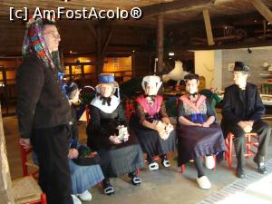 [P05] Am primit permisiunea să fotografiez voluntarii ca urmau să urce pe scenă la parada modei, de ziua satului... costume inedite, se poartă doar în Staphorst.  » foto by mireille
 - 
<span class="allrVoted glyphicon glyphicon-heart hidden" id="av947869"></span>
<a class="m-l-10 hidden" id="sv947869" onclick="voting_Foto_DelVot(,947869,22918)" role="button">șterge vot <span class="glyphicon glyphicon-remove"></span></a>
<a id="v9947869" class=" c-red"  onclick="voting_Foto_SetVot(947869)" role="button"><span class="glyphicon glyphicon-heart-empty"></span> <b>LIKE</b> = Votează poza</a> <img class="hidden"  id="f947869W9" src="/imagini/loader.gif" border="0" /><span class="AjErrMes hidden" id="e947869ErM"></span>