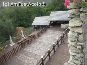 [P13] La Butuc-Terasă spre râu » foto by Michi
 - 
<span class="allrVoted glyphicon glyphicon-heart hidden" id="av918646"></span>
<a class="m-l-10 hidden" id="sv918646" onclick="voting_Foto_DelVot(,918646,22969)" role="button">șterge vot <span class="glyphicon glyphicon-remove"></span></a>
<a id="v9918646" class=" c-red"  onclick="voting_Foto_SetVot(918646)" role="button"><span class="glyphicon glyphicon-heart-empty"></span> <b>LIKE</b> = Votează poza</a> <img class="hidden"  id="f918646W9" src="/imagini/loader.gif" border="0" /><span class="AjErrMes hidden" id="e918646ErM"></span>