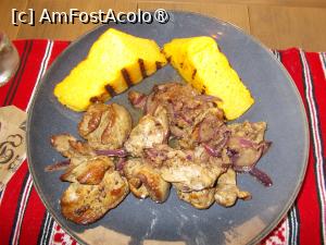 [P14] Ficăței cu mămăliguță » foto by laurand
 - 
<span class="allrVoted glyphicon glyphicon-heart hidden" id="av1482224"></span>
<a class="m-l-10 hidden" id="sv1482224" onclick="voting_Foto_DelVot(,1482224,23012)" role="button">șterge vot <span class="glyphicon glyphicon-remove"></span></a>
<a id="v91482224" class=" c-red"  onclick="voting_Foto_SetVot(1482224)" role="button"><span class="glyphicon glyphicon-heart-empty"></span> <b>LIKE</b> = Votează poza</a> <img class="hidden"  id="f1482224W9" src="/imagini/loader.gif" border="0" /><span class="AjErrMes hidden" id="e1482224ErM"></span>