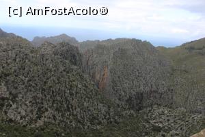 [P19] Mallorca, Munți Serra de Tramuntana pozați de la un mic loc de popas, Mirador s'Entreforc » foto by mprofeanu
 - 
<span class="allrVoted glyphicon glyphicon-heart hidden" id="av1301711"></span>
<a class="m-l-10 hidden" id="sv1301711" onclick="voting_Foto_DelVot(,1301711,23018)" role="button">șterge vot <span class="glyphicon glyphicon-remove"></span></a>
<a id="v91301711" class=" c-red"  onclick="voting_Foto_SetVot(1301711)" role="button"><span class="glyphicon glyphicon-heart-empty"></span> <b>LIKE</b> = Votează poza</a> <img class="hidden"  id="f1301711W9" src="/imagini/loader.gif" border="0" /><span class="AjErrMes hidden" id="e1301711ErM"></span>