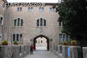 [P09] Mallorca, Mănăstirea Santuari de Lluc, în dreapta este Grădina cu Magnolii, în față se merge la curtea interioară la Biserică » foto by mprofeanu
 - 
<span class="allrVoted glyphicon glyphicon-heart hidden" id="av1301701"></span>
<a class="m-l-10 hidden" id="sv1301701" onclick="voting_Foto_DelVot(,1301701,23018)" role="button">șterge vot <span class="glyphicon glyphicon-remove"></span></a>
<a id="v91301701" class=" c-red"  onclick="voting_Foto_SetVot(1301701)" role="button"><span class="glyphicon glyphicon-heart-empty"></span> <b>LIKE</b> = Votează poza</a> <img class="hidden"  id="f1301701W9" src="/imagini/loader.gif" border="0" /><span class="AjErrMes hidden" id="e1301701ErM"></span>
