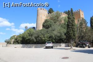 [P80] Mallorca, Artà, Zidurile Sanctuarului Sant Salvador și  locuri de parcare, vara sunt pline... se urcă în stânga pe șosea » foto by mprofeanu
 - 
<span class="allrVoted glyphicon glyphicon-heart hidden" id="av1304116"></span>
<a class="m-l-10 hidden" id="sv1304116" onclick="voting_Foto_DelVot(,1304116,23018)" role="button">șterge vot <span class="glyphicon glyphicon-remove"></span></a>
<a id="v91304116" class=" c-red"  onclick="voting_Foto_SetVot(1304116)" role="button"><span class="glyphicon glyphicon-heart-empty"></span> <b>LIKE</b> = Votează poza</a> <img class="hidden"  id="f1304116W9" src="/imagini/loader.gif" border="0" /><span class="AjErrMes hidden" id="e1304116ErM"></span>