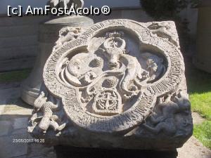 [P05] Iași, Catedrala Mitropolitană Ortodoxă, element decorativ cu stema Moldovei » foto by Mitica49
 - 
<span class="allrVoted glyphicon glyphicon-heart hidden" id="av920823"></span>
<a class="m-l-10 hidden" id="sv920823" onclick="voting_Foto_DelVot(,920823,23025)" role="button">șterge vot <span class="glyphicon glyphicon-remove"></span></a>
<a id="v9920823" class=" c-red"  onclick="voting_Foto_SetVot(920823)" role="button"><span class="glyphicon glyphicon-heart-empty"></span> <b>LIKE</b> = Votează poza</a> <img class="hidden"  id="f920823W9" src="/imagini/loader.gif" border="0" /><span class="AjErrMes hidden" id="e920823ErM"></span>