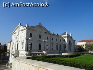 [P13] Biblioteca „Dumitru Stăniloae” - Iași.  » foto by tata123 🔱
 - 
<span class="allrVoted glyphicon glyphicon-heart hidden" id="av920789"></span>
<a class="m-l-10 hidden" id="sv920789" onclick="voting_Foto_DelVot(,920789,23025)" role="button">șterge vot <span class="glyphicon glyphicon-remove"></span></a>
<a id="v9920789" class=" c-red"  onclick="voting_Foto_SetVot(920789)" role="button"><span class="glyphicon glyphicon-heart-empty"></span> <b>LIKE</b> = Votează poza</a> <img class="hidden"  id="f920789W9" src="/imagini/loader.gif" border="0" /><span class="AjErrMes hidden" id="e920789ErM"></span>
