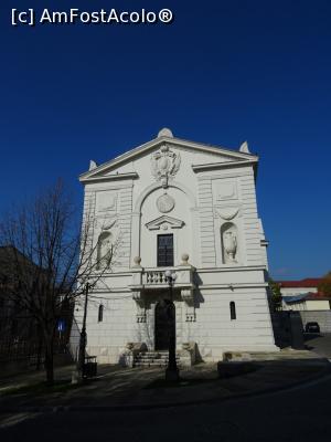 [P14] Detaliu - Biblioteca „Dumitru Stăniloae” - Iași.  » foto by tata123 🔱
 - 
<span class="allrVoted glyphicon glyphicon-heart hidden" id="av920790"></span>
<a class="m-l-10 hidden" id="sv920790" onclick="voting_Foto_DelVot(,920790,23025)" role="button">șterge vot <span class="glyphicon glyphicon-remove"></span></a>
<a id="v9920790" class=" c-red"  onclick="voting_Foto_SetVot(920790)" role="button"><span class="glyphicon glyphicon-heart-empty"></span> <b>LIKE</b> = Votează poza</a> <img class="hidden"  id="f920790W9" src="/imagini/loader.gif" border="0" /><span class="AjErrMes hidden" id="e920790ErM"></span>