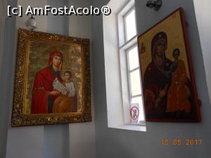 [P22] Mănăstirea Hîncu.  » foto by iulianic
 - 
<span class="allrVoted glyphicon glyphicon-heart hidden" id="av861873"></span>
<a class="m-l-10 hidden" id="sv861873" onclick="voting_Foto_DelVot(,861873,23037)" role="button">șterge vot <span class="glyphicon glyphicon-remove"></span></a>
<a id="v9861873" class=" c-red"  onclick="voting_Foto_SetVot(861873)" role="button"><span class="glyphicon glyphicon-heart-empty"></span> <b>LIKE</b> = Votează poza</a> <img class="hidden"  id="f861873W9" src="/imagini/loader.gif" border="0" /><span class="AjErrMes hidden" id="e861873ErM"></span>