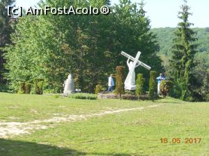 [P25] Mănăstirea Hîncu.  » foto by iulianic
 - 
<span class="allrVoted glyphicon glyphicon-heart hidden" id="av861877"></span>
<a class="m-l-10 hidden" id="sv861877" onclick="voting_Foto_DelVot(,861877,23037)" role="button">șterge vot <span class="glyphicon glyphicon-remove"></span></a>
<a id="v9861877" class=" c-red"  onclick="voting_Foto_SetVot(861877)" role="button"><span class="glyphicon glyphicon-heart-empty"></span> <b>LIKE</b> = Votează poza</a> <img class="hidden"  id="f861877W9" src="/imagini/loader.gif" border="0" /><span class="AjErrMes hidden" id="e861877ErM"></span>