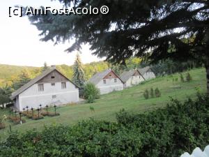 [P05] Locuinţe pentru pelerini » foto by Michi
 - 
<span class="allrVoted glyphicon glyphicon-heart hidden" id="av921600"></span>
<a class="m-l-10 hidden" id="sv921600" onclick="voting_Foto_DelVot(,921600,23037)" role="button">șterge vot <span class="glyphicon glyphicon-remove"></span></a>
<a id="v9921600" class=" c-red"  onclick="voting_Foto_SetVot(921600)" role="button"><span class="glyphicon glyphicon-heart-empty"></span> <b>LIKE</b> = Votează poza</a> <img class="hidden"  id="f921600W9" src="/imagini/loader.gif" border="0" /><span class="AjErrMes hidden" id="e921600ErM"></span>