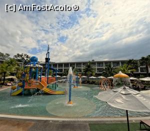 [P37] <strong>The Sands Khao Lak by Katathani</strong> » foto by elenaadina
 - 
<span class="allrVoted glyphicon glyphicon-heart hidden" id="av1354725"></span>
<a class="m-l-10 hidden" id="sv1354725" onclick="voting_Foto_DelVot(,1354725,23092)" role="button">șterge vot <span class="glyphicon glyphicon-remove"></span></a>
<a id="v91354725" class=" c-red"  onclick="voting_Foto_SetVot(1354725)" role="button"><span class="glyphicon glyphicon-heart-empty"></span> <b>LIKE</b> = Votează poza</a> <img class="hidden"  id="f1354725W9" src="/imagini/loader.gif" border="0" /><span class="AjErrMes hidden" id="e1354725ErM"></span>