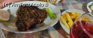[P22] Taverna Laterna - a treia seară: T-bone » foto by Carmen Ion
 - 
<span class="allrVoted glyphicon glyphicon-heart hidden" id="av1476855"></span>
<a class="m-l-10 hidden" id="sv1476855" onclick="voting_Foto_DelVot(,1476855,23096)" role="button">șterge vot <span class="glyphicon glyphicon-remove"></span></a>
<a id="v91476855" class=" c-red"  onclick="voting_Foto_SetVot(1476855)" role="button"><span class="glyphicon glyphicon-heart-empty"></span> <b>LIKE</b> = Votează poza</a> <img class="hidden"  id="f1476855W9" src="/imagini/loader.gif" border="0" /><span class="AjErrMes hidden" id="e1476855ErM"></span>