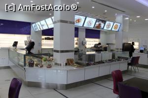 [P34] Amman, Cofetărie pe Strada Rainbow, prețuri cam mari aici » foto by mprofeanu
 - 
<span class="allrVoted glyphicon glyphicon-heart hidden" id="av925132"></span>
<a class="m-l-10 hidden" id="sv925132" onclick="voting_Foto_DelVot(,925132,23113)" role="button">șterge vot <span class="glyphicon glyphicon-remove"></span></a>
<a id="v9925132" class=" c-red"  onclick="voting_Foto_SetVot(925132)" role="button"><span class="glyphicon glyphicon-heart-empty"></span> <b>LIKE</b> = Votează poza</a> <img class="hidden"  id="f925132W9" src="/imagini/loader.gif" border="0" /><span class="AjErrMes hidden" id="e925132ErM"></span>