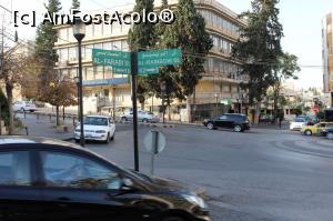 [P36] Amman, Strada Rainbow, indicatorul arată numerele străzii, lângă primul cerc (marea intersecție)  » foto by mprofeanu
 - 
<span class="allrVoted glyphicon glyphicon-heart hidden" id="av925134"></span>
<a class="m-l-10 hidden" id="sv925134" onclick="voting_Foto_DelVot(,925134,23113)" role="button">șterge vot <span class="glyphicon glyphicon-remove"></span></a>
<a id="v9925134" class=" c-red"  onclick="voting_Foto_SetVot(925134)" role="button"><span class="glyphicon glyphicon-heart-empty"></span> <b>LIKE</b> = Votează poza</a> <img class="hidden"  id="f925134W9" src="/imagini/loader.gif" border="0" /><span class="AjErrMes hidden" id="e925134ErM"></span>