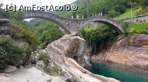 [P04] Ponte dei Salti, un pod din piatră, cu două arcade, construit peste raul Verzasca » foto by Mika
 - 
<span class="allrVoted glyphicon glyphicon-heart hidden" id="av925322"></span>
<a class="m-l-10 hidden" id="sv925322" onclick="voting_Foto_DelVot(,925322,23118)" role="button">șterge vot <span class="glyphicon glyphicon-remove"></span></a>
<a id="v9925322" class=" c-red"  onclick="voting_Foto_SetVot(925322)" role="button"><span class="glyphicon glyphicon-heart-empty"></span> <b>LIKE</b> = Votează poza</a> <img class="hidden"  id="f925322W9" src="/imagini/loader.gif" border="0" /><span class="AjErrMes hidden" id="e925322ErM"></span>