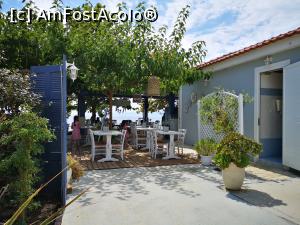 [P03] Anemos Restaurant; intrarea dinspre parcare; în dreapta sunt toaletele » foto by crismis
 - 
<span class="allrVoted glyphicon glyphicon-heart hidden" id="av1269185"></span>
<a class="m-l-10 hidden" id="sv1269185" onclick="voting_Foto_DelVot(,1269185,23123)" role="button">șterge vot <span class="glyphicon glyphicon-remove"></span></a>
<a id="v91269185" class=" c-red"  onclick="voting_Foto_SetVot(1269185)" role="button"><span class="glyphicon glyphicon-heart-empty"></span> <b>LIKE</b> = Votează poza</a> <img class="hidden"  id="f1269185W9" src="/imagini/loader.gif" border="0" /><span class="AjErrMes hidden" id="e1269185ErM"></span>
